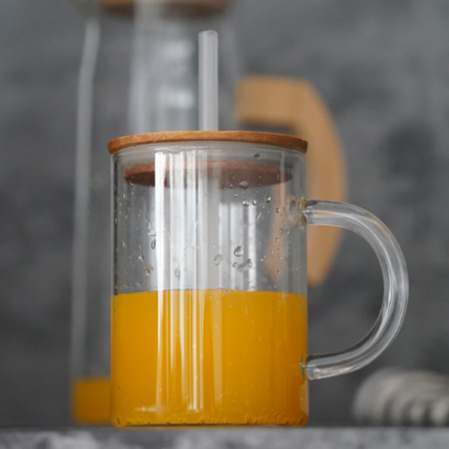 TARRO DE VIDRIO CON TAPA DE BAMBÚ Y POPOTE  F0509